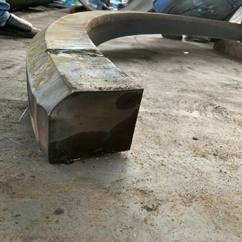 Uốn thép tấm kích thước siêu dày 20mm-80mm thành ống đường kính1m-2.5m